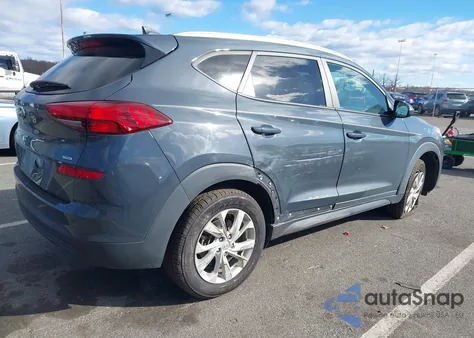 2020 Hyundai Tucson Value z USA, uszkodzony, nr VIN KM8J3CA44LU231698